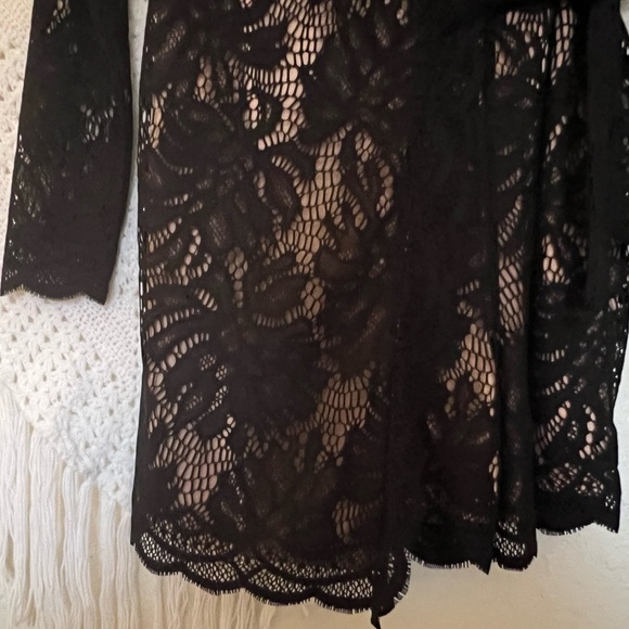 Lilly Pulitzer NWT | Lace Tiki Wrap Romper Dress - Picture 10 of 15